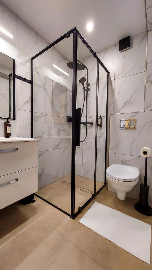 Villa Baranowka - Apartament #8 By Shortstaypoland Ratulow Екстериор снимка